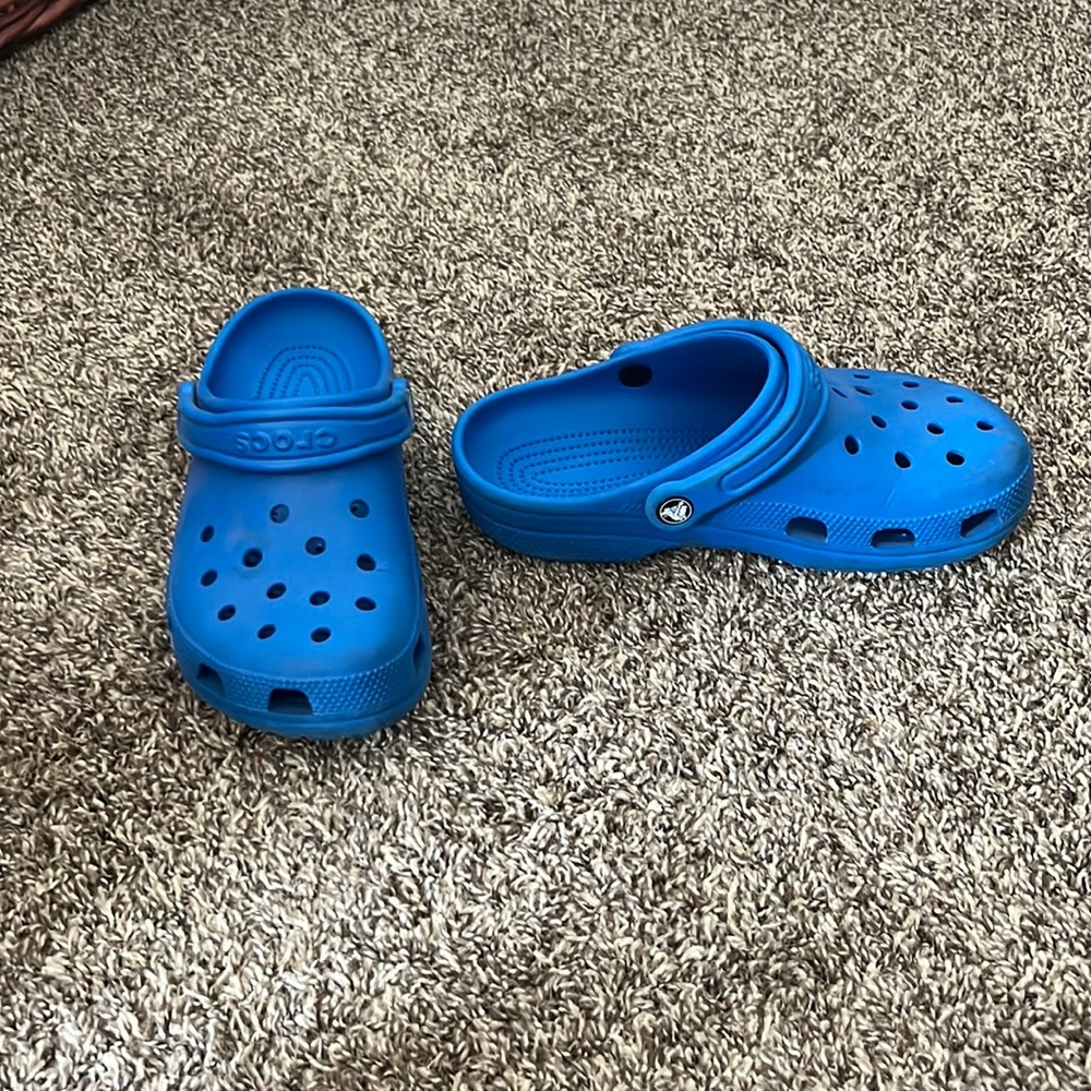 Crocs